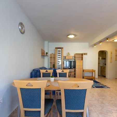 Sunny & Convenient On Dondoukov Blvd, 1 Bdr Zaimov Apartment Sofia Exterior photo