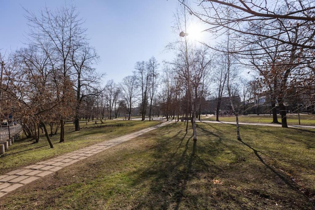 Sunny & Convenient On Dondoukov Blvd, 1 Bdr Zaimov Apartment Sofia Exterior photo